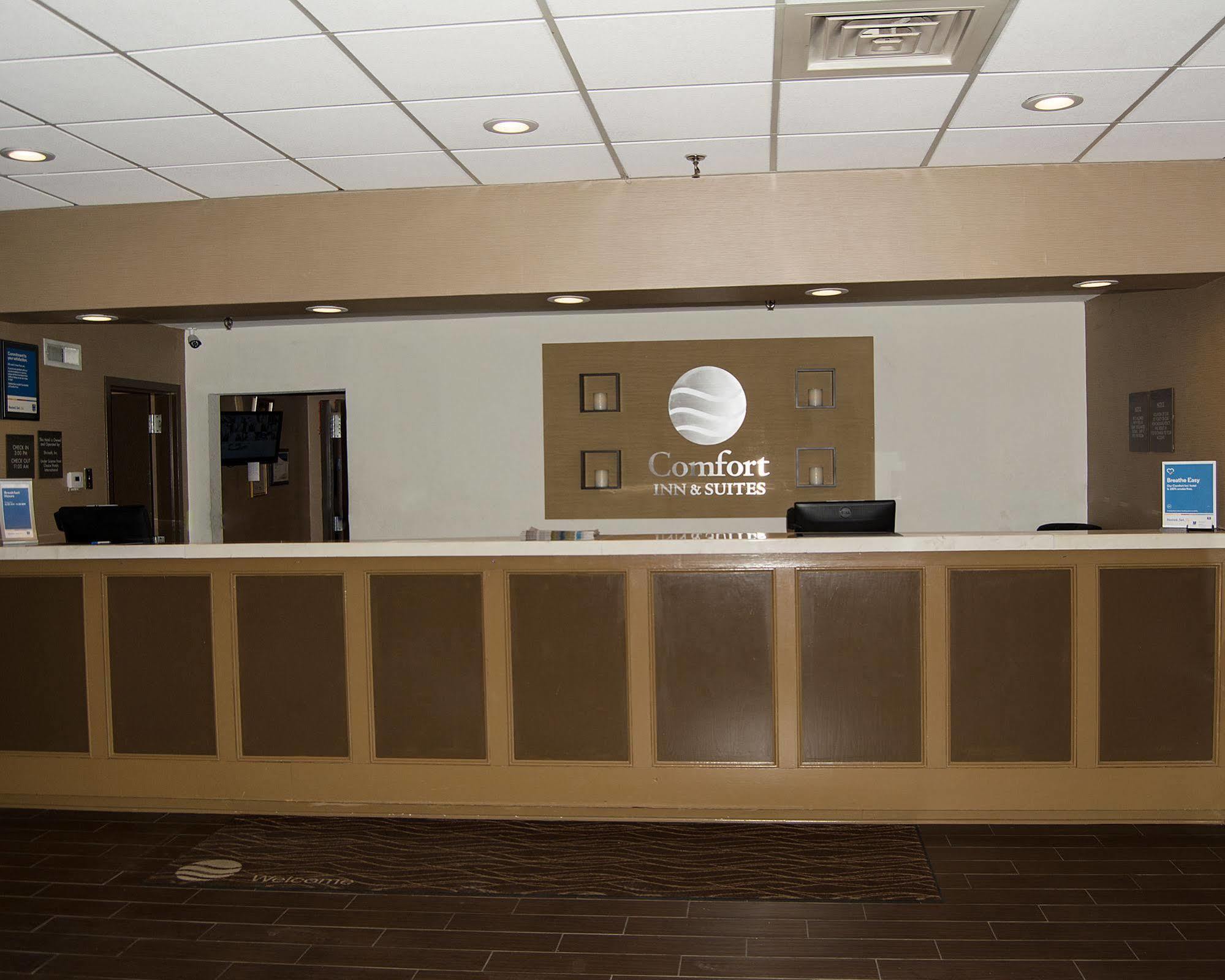 Comfort Inn & Suites Raphine - Lexington Near I-81 And I-64 Ngoại thất bức ảnh